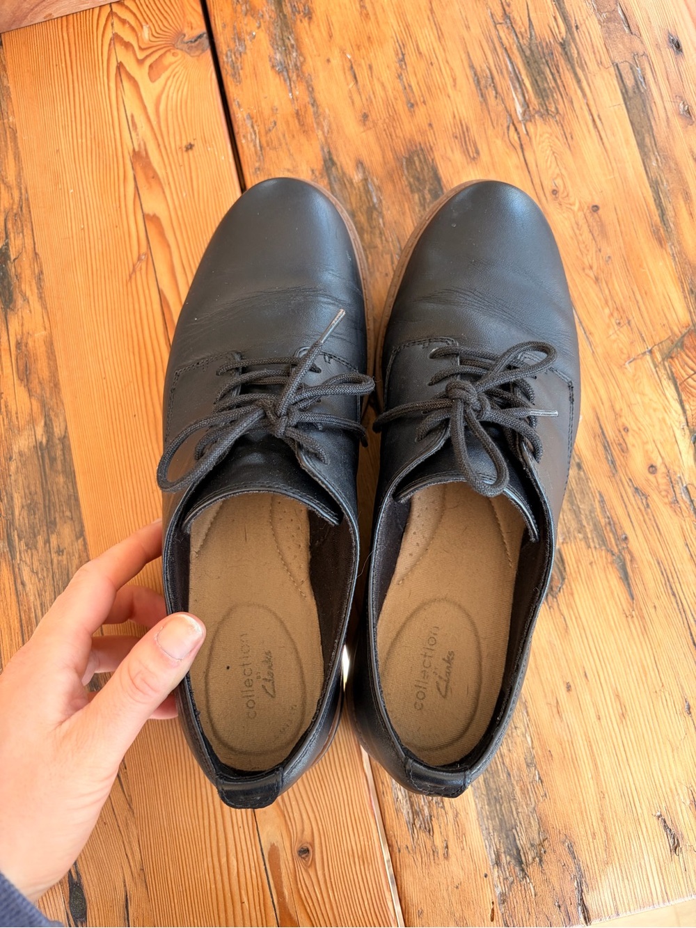 Clarks Women’s Black Leather Lace-Up Shoes